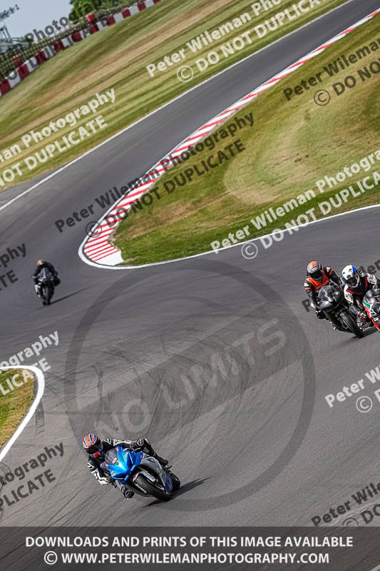 donington no limits trackday;donington park photographs;donington trackday photographs;no limits trackdays;peter wileman photography;trackday digital images;trackday photos